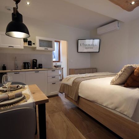 Gite De Charme Haut De Gamme Avec Jacuzzi Et Sauna Privatifs Donzere Exterior photo